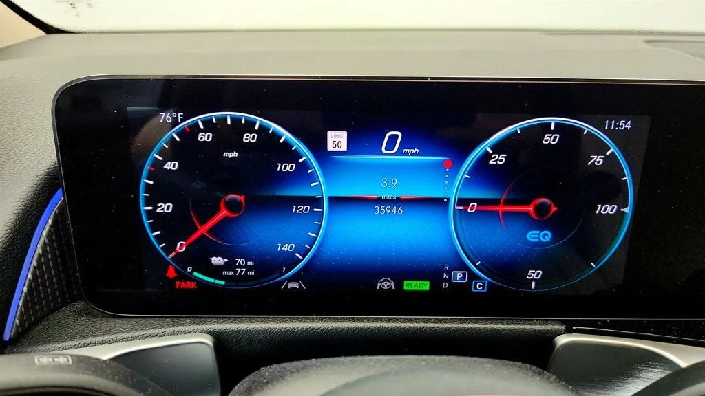Used 2022 Polar White Mercedes-Benz EQB 300 4MATIC® SUV w/ Pinnacle Pkg & Driver Assistance Pkg Lite image 15