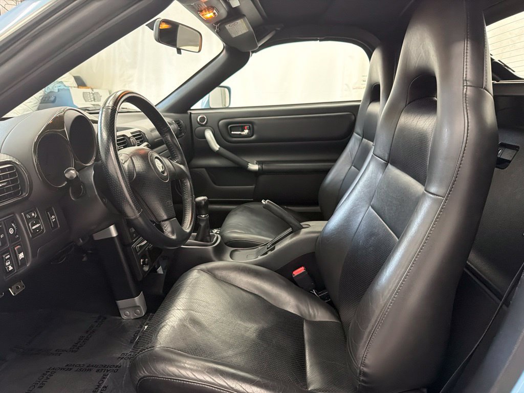 Used 2003 Blue Toyota Base image 17