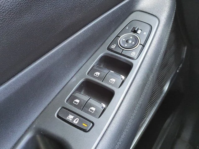 Used 2019 Gray Hyundai SEL Plus image 23