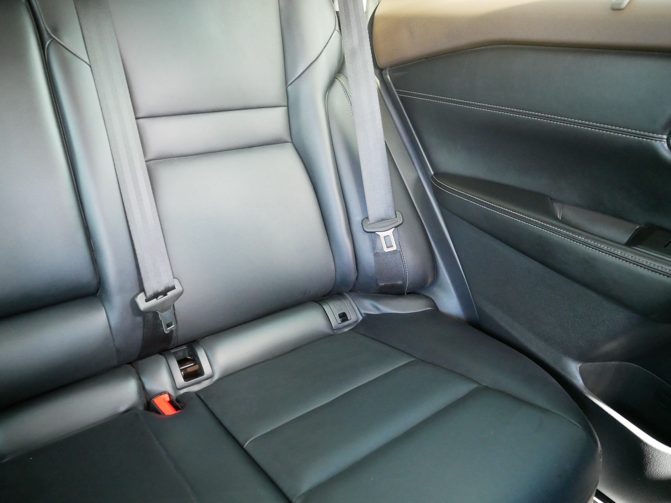 Used 2023 Boulder Gray Pearl/Super Black Nissan SV image 14