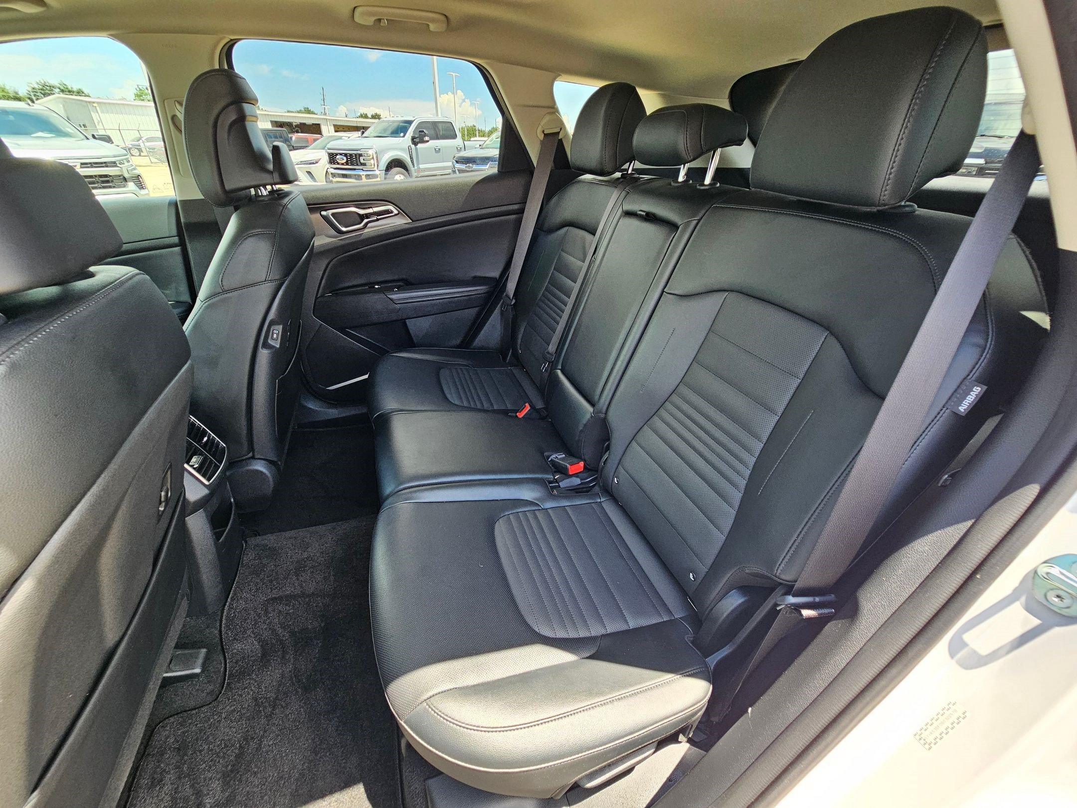 Used 2025 Glacial White Pearl Kia SX-Prestige image 25