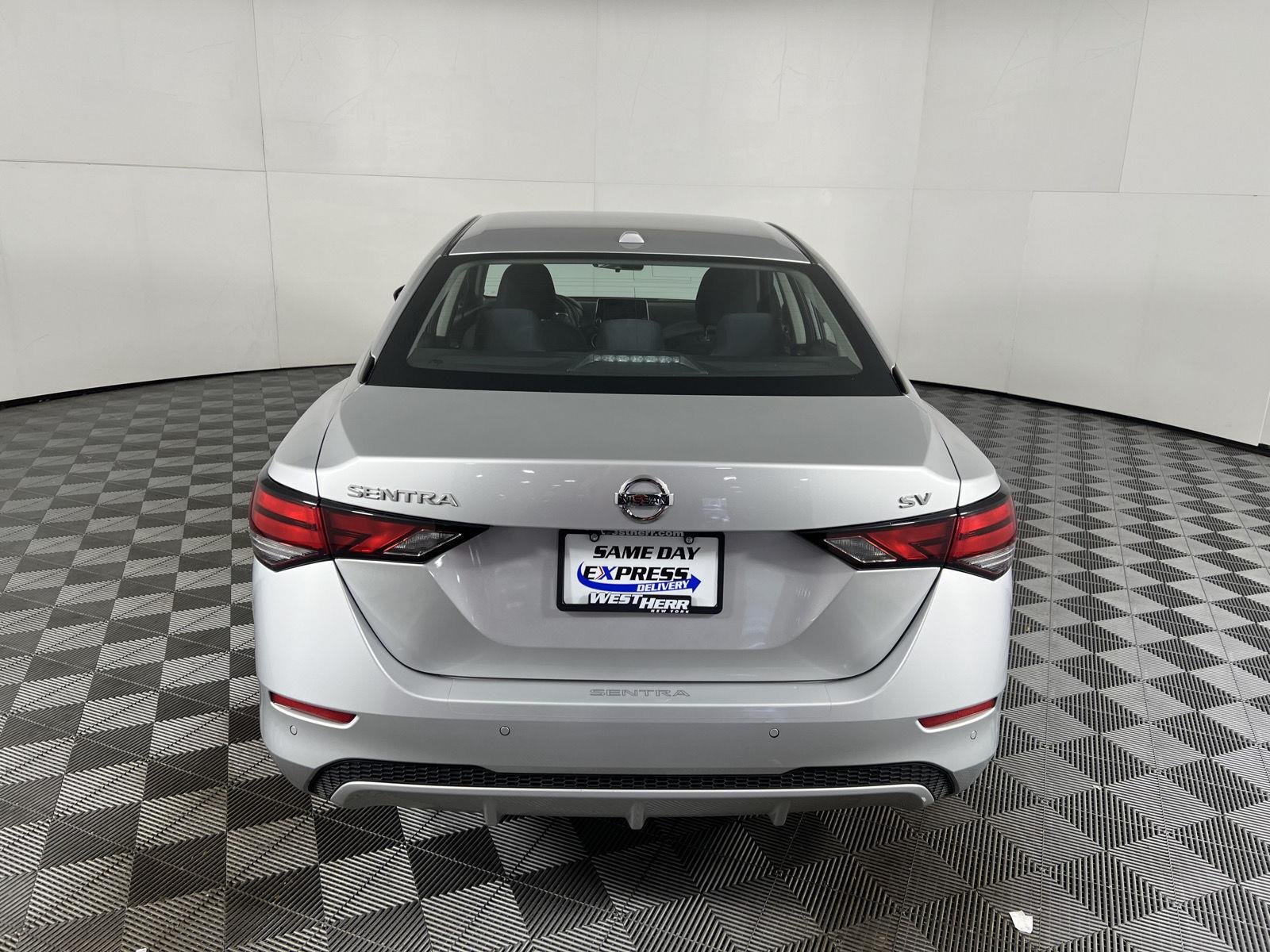 Used 2023 Gun Metallic Nissan SV image 7