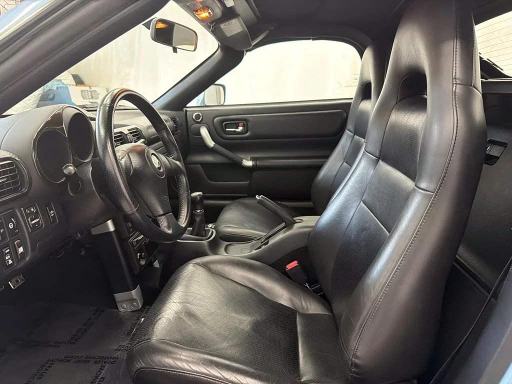 Used 2003 Blue Toyota Base image 17