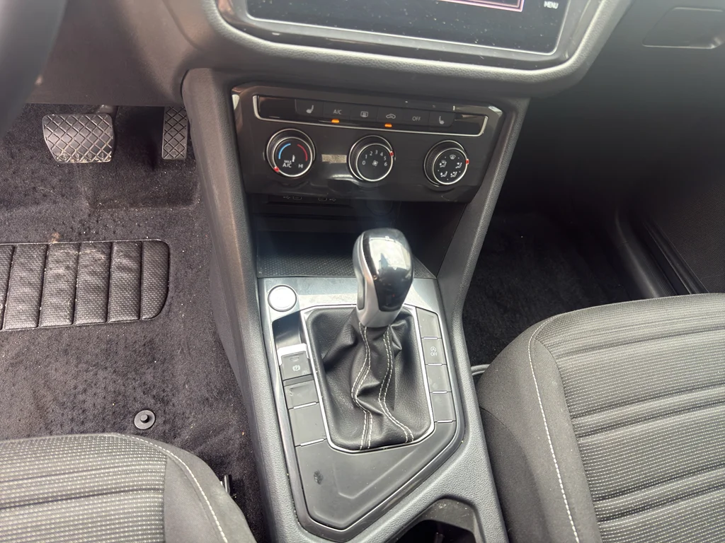 Used 2024 Pyrite Silver Metallic Volkswagen S image 13