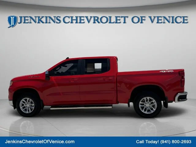 Used 2025 Red Hot Chevrolet LT (2FL) image 9