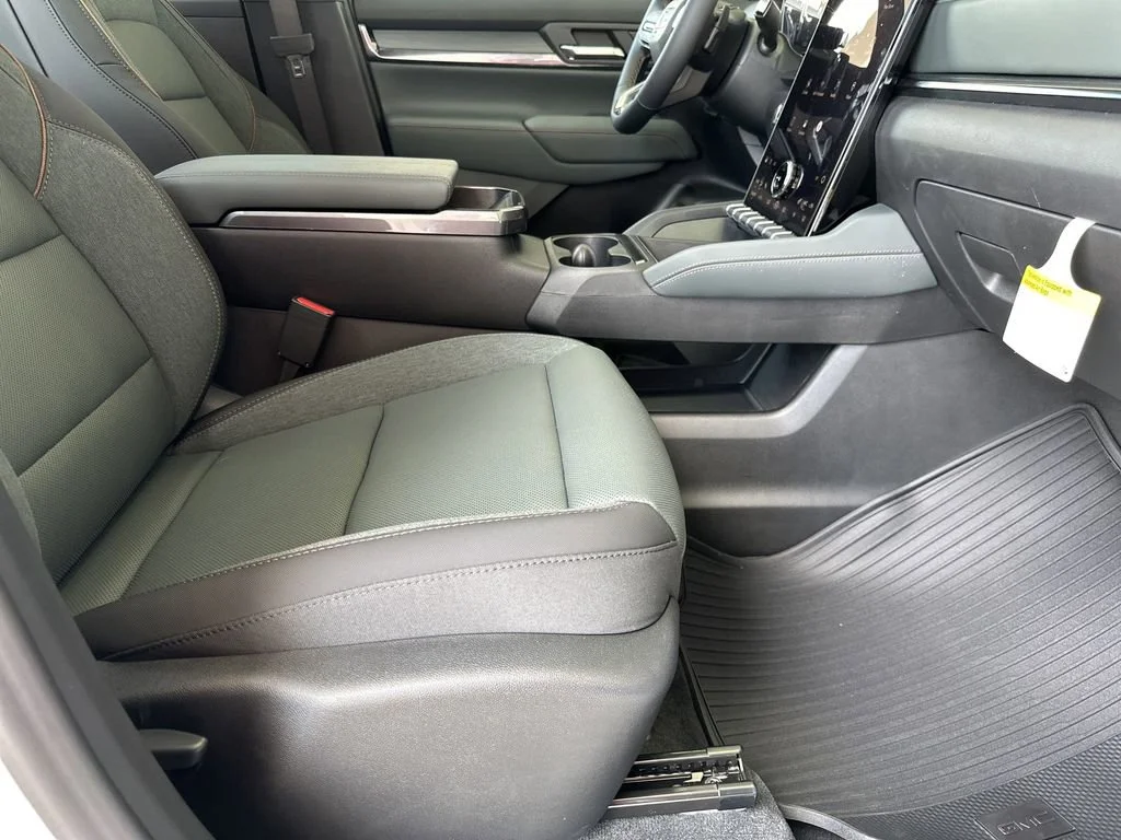2026 GMC Terrain AT4 - Photo 37