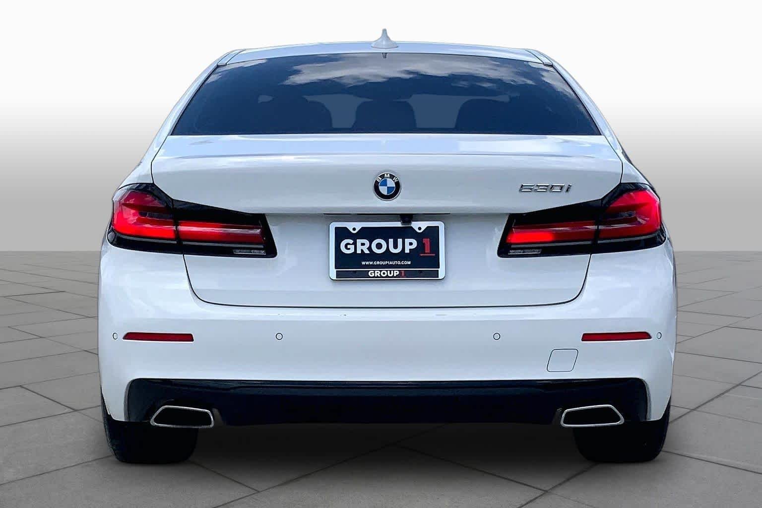 Used 2023 Alpine White BMW 530i image 4