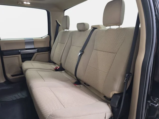 Used 2020 Black Metallic Ford XLT image 13