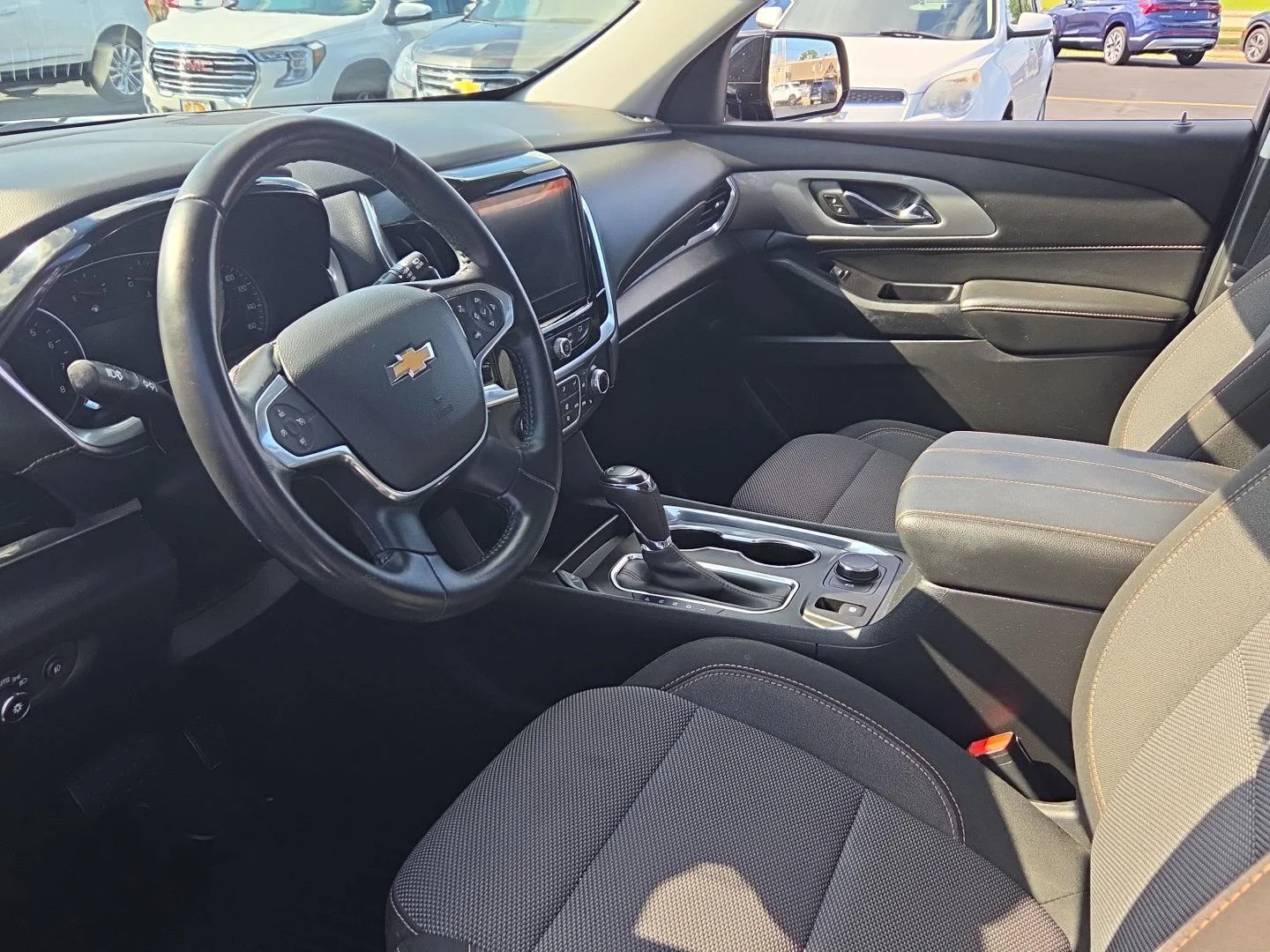 Used 2020 Mosaic Black Metallic Chevrolet LT Cloth image 8