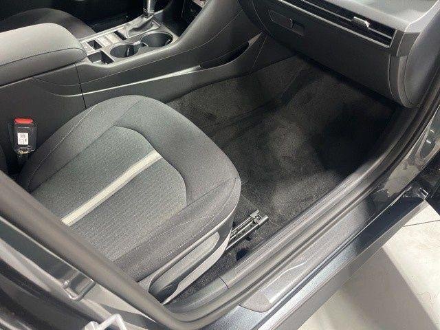 New 2026 Gray Hyundai SE image 22