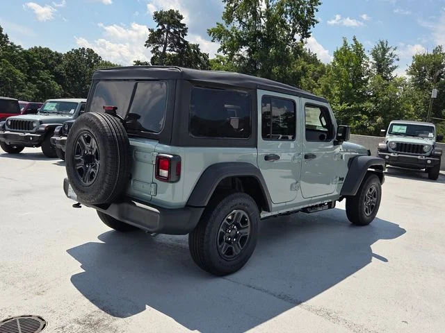 New 2026 Earl Clearcoat Jeep Sport image 9