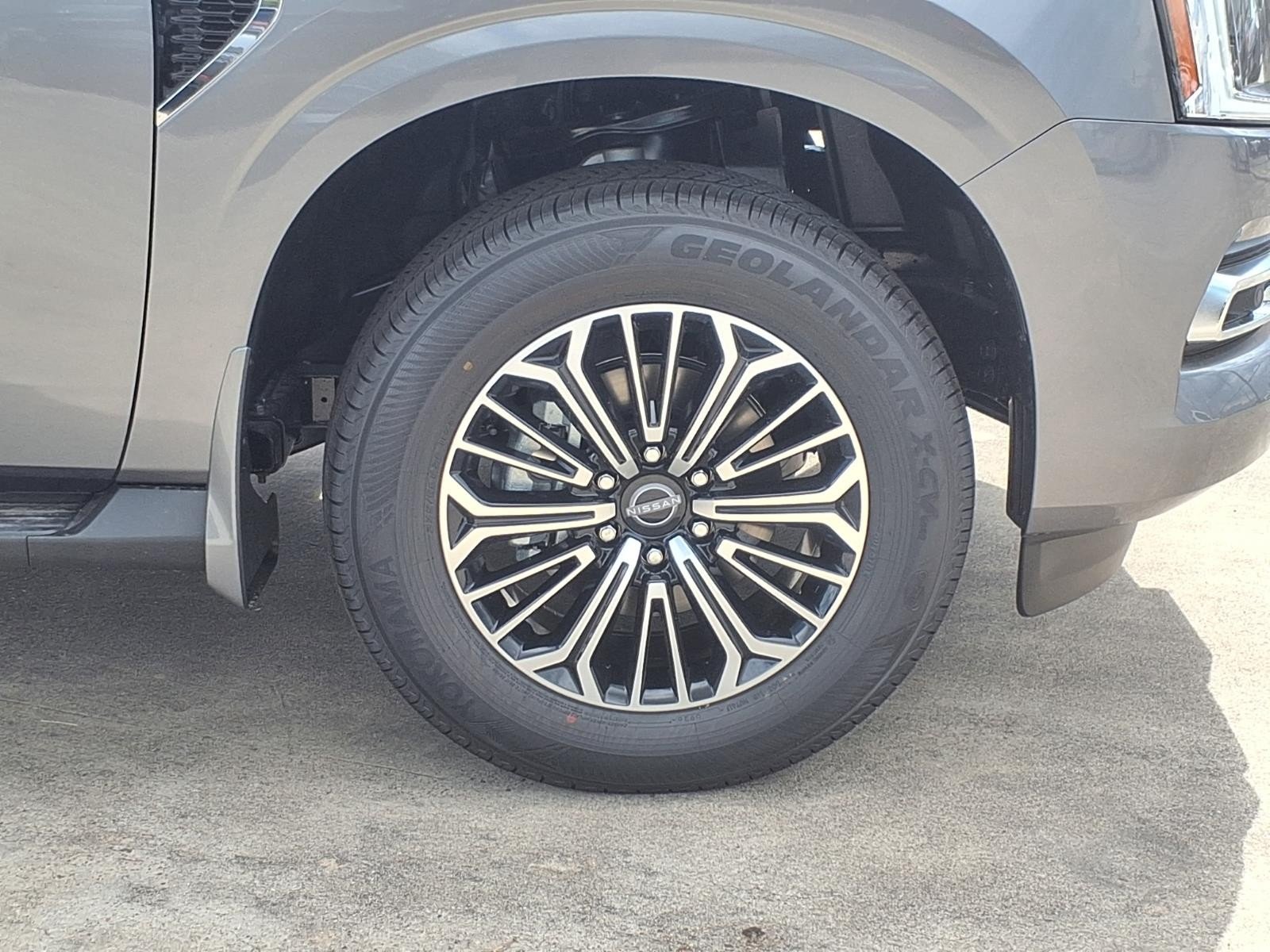 2026 Nissan Armada photo 9 of 25