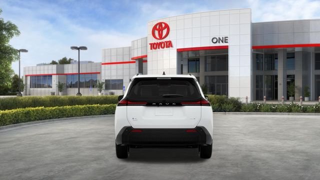 New 2026 Ice Cap Toyota  XLE Premium image 11