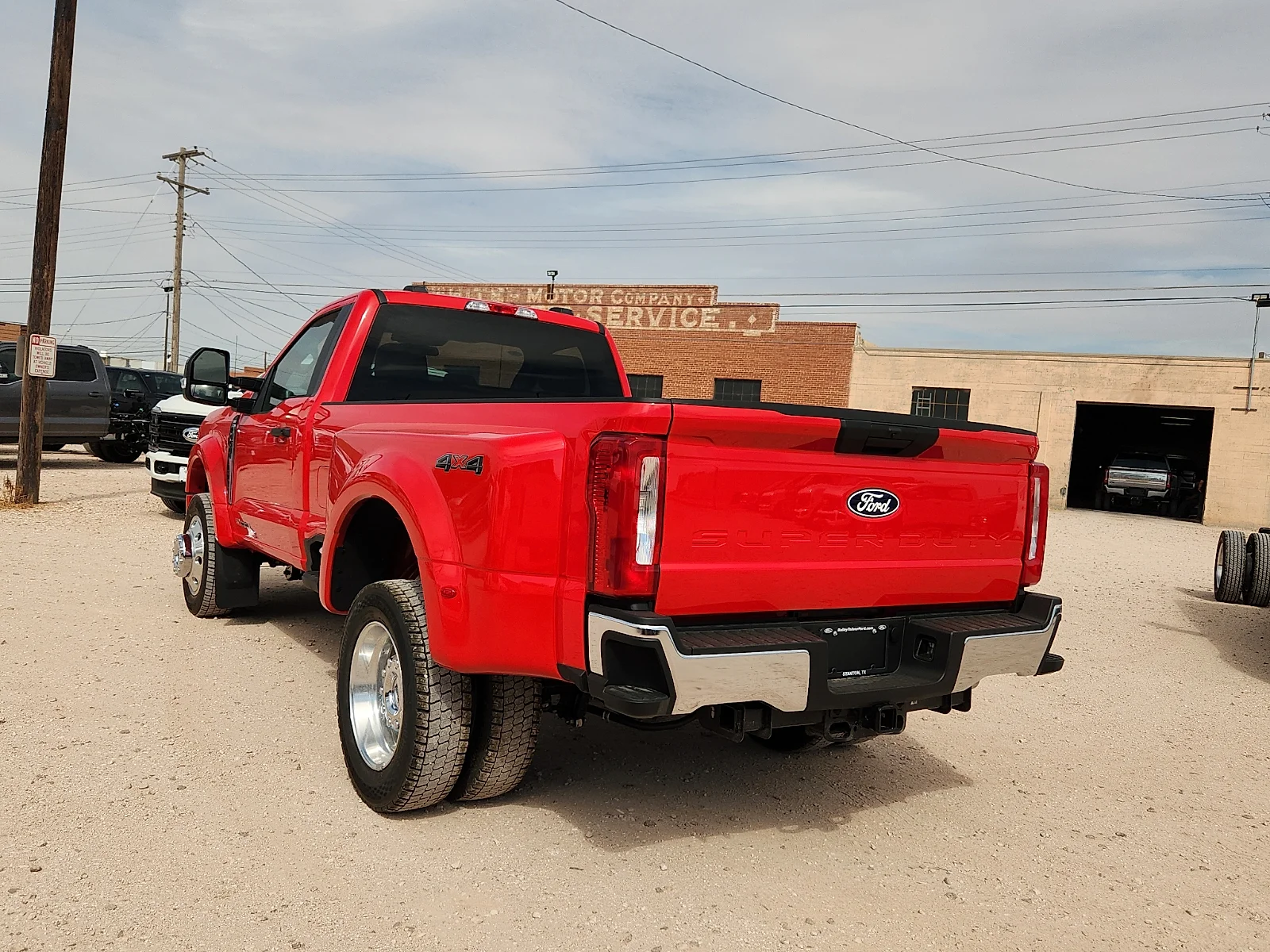New 2027 Race Red Ford XLT image 5