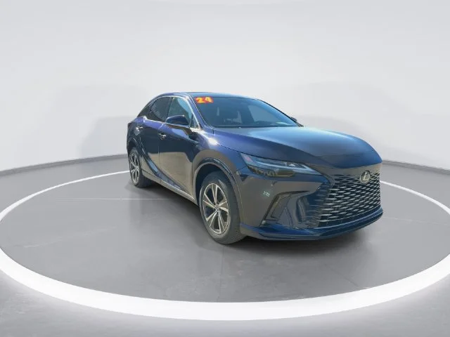 Used 2024  Lexus 350 image 3