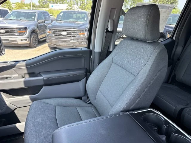 New 2026 Iconic Silver Metallic Ford XLT image 39