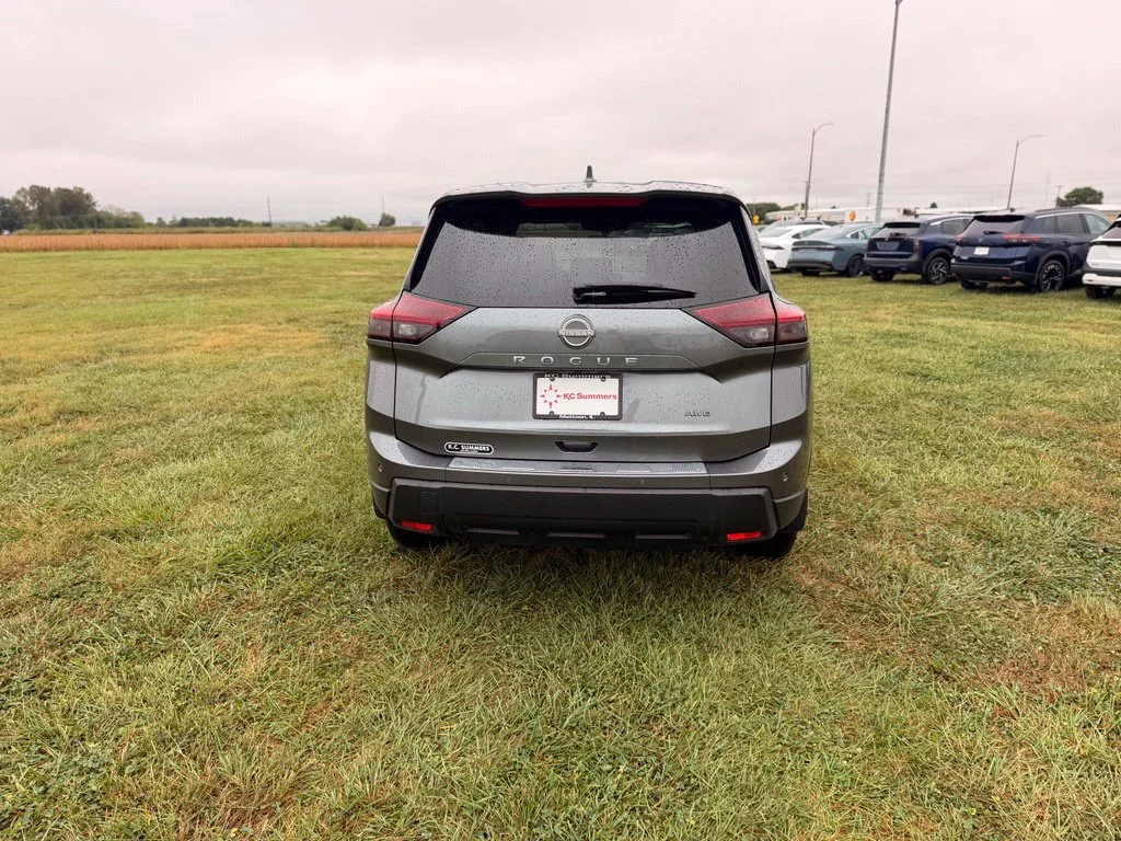 Certified Used 2026 Gun Metallic Nissan SV image 6