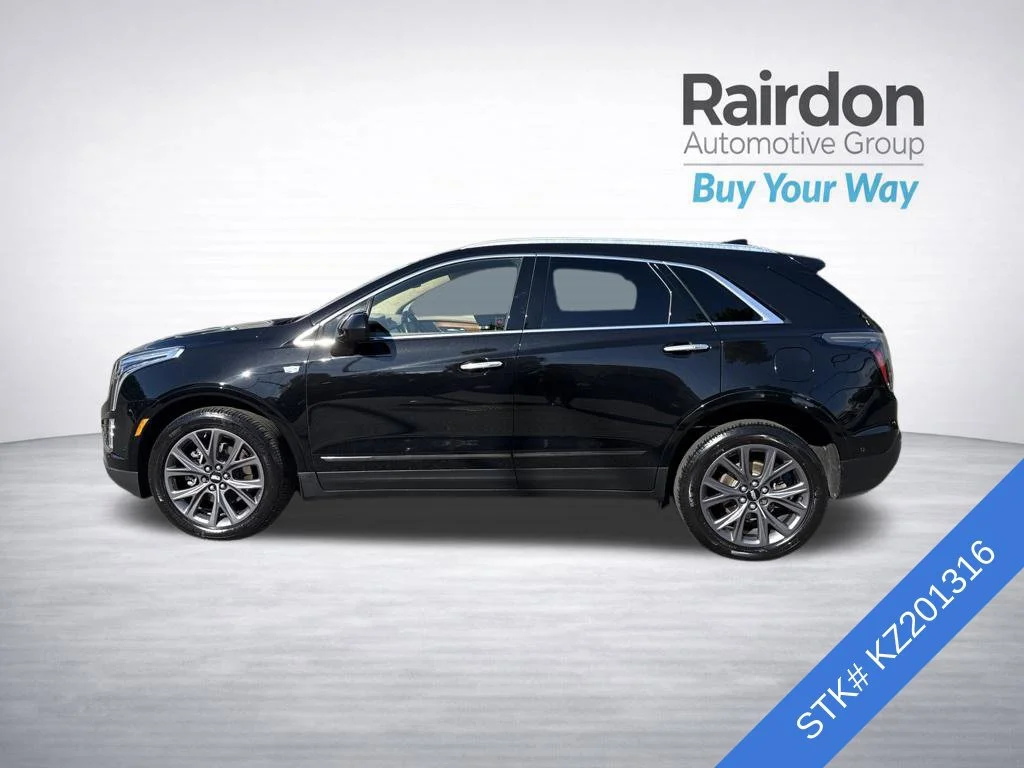 Used 2019 Black Cadillac Platinum AWD image 4