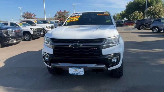 Used 2022 Summit White Chevrolet Z71 image 2