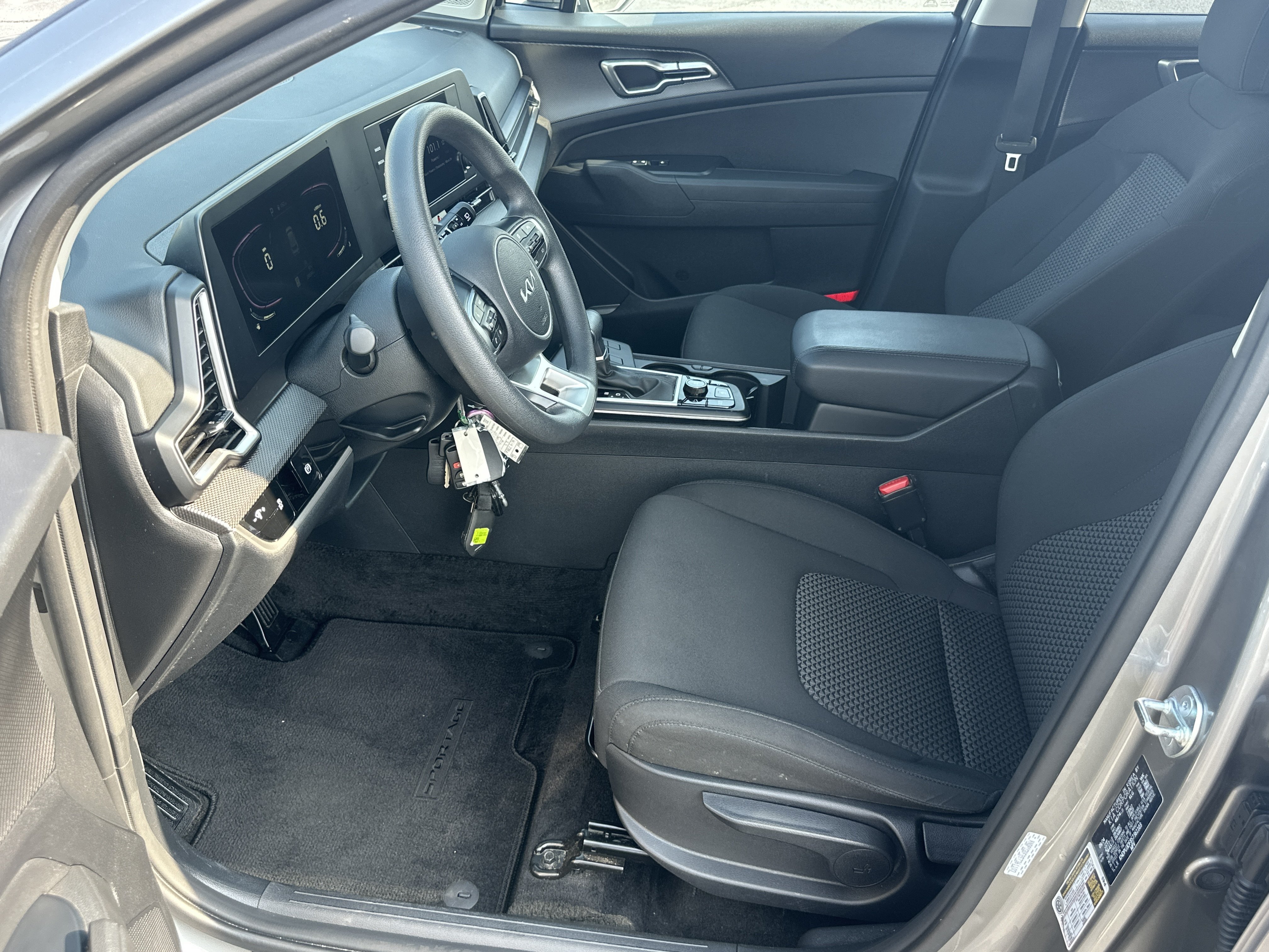 Used 2025 Steel Gray Kia LX image 10