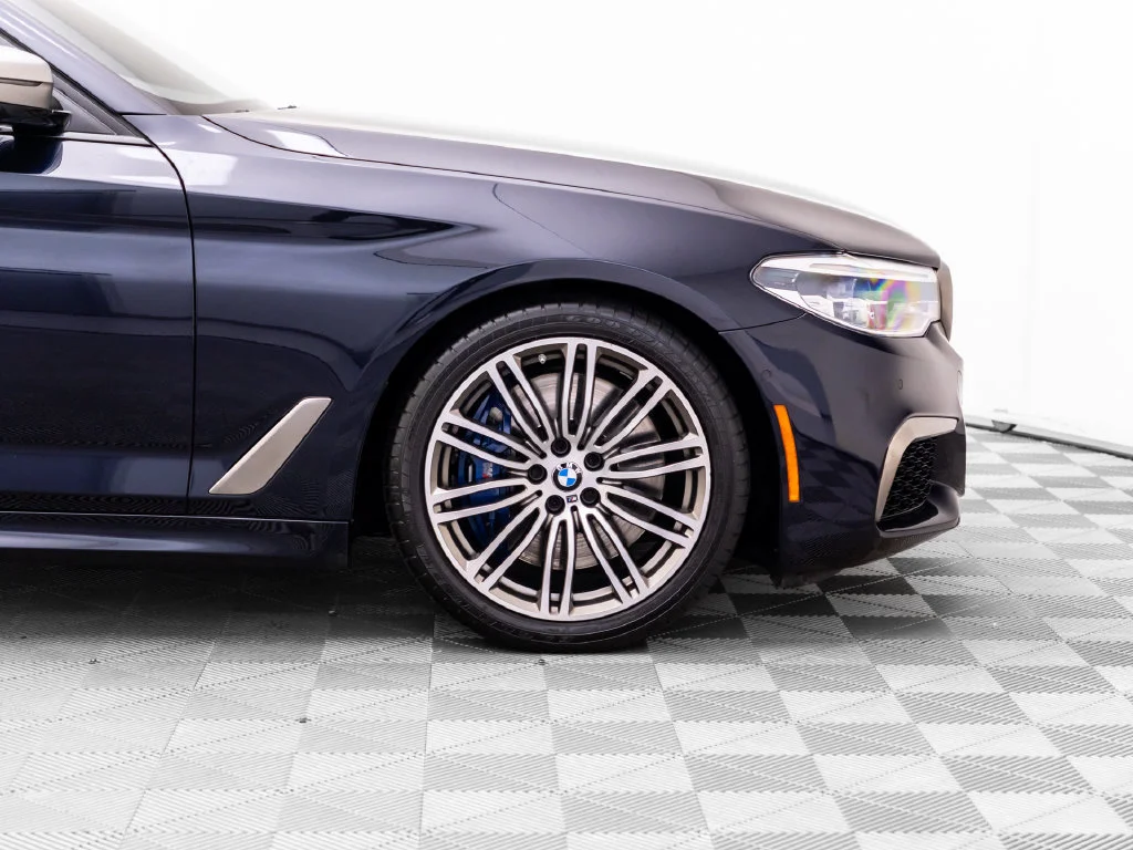 Used 2018 Black BMW M550i xDrive image 35