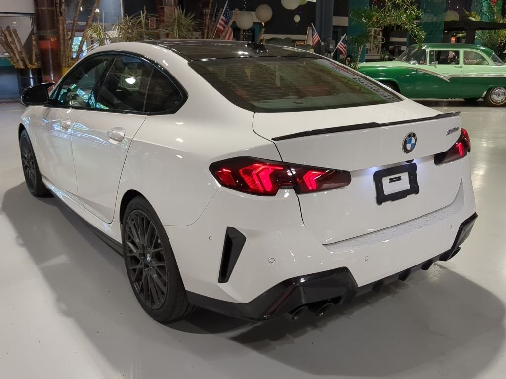 2025 BMW 2 Series M235 - Photo 11