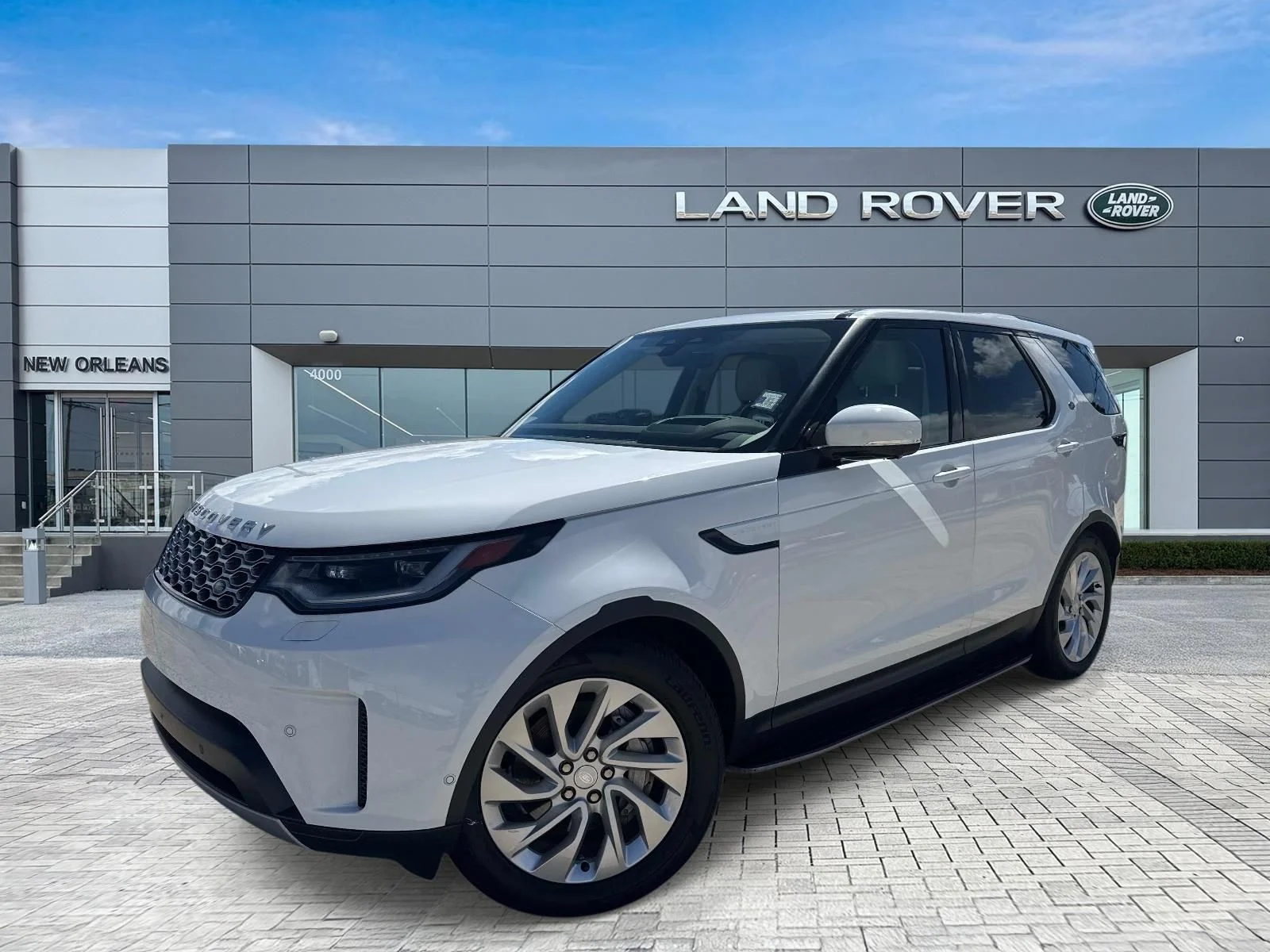 2023 Land Rover Discovery