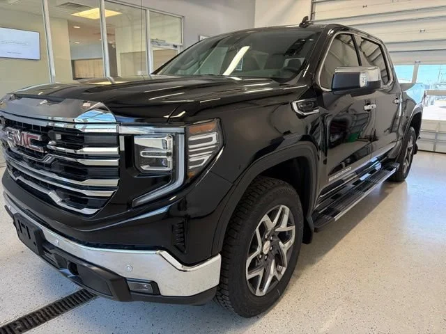 New 2026 Onyx Black GMC SLT image 13