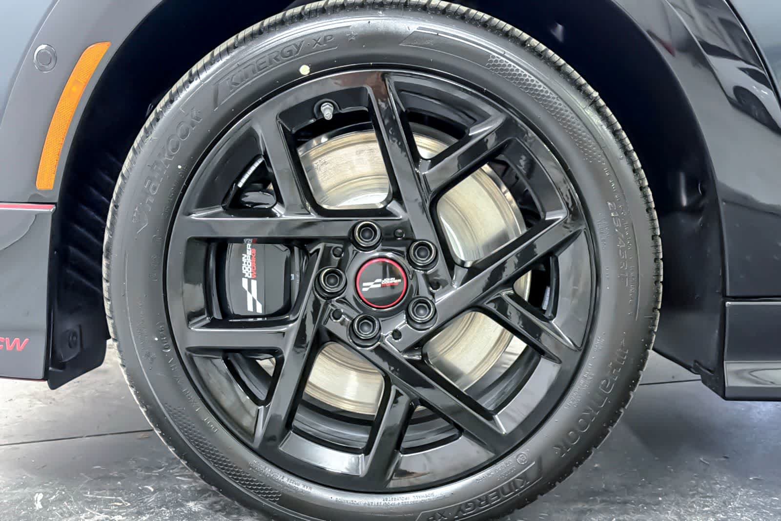 New 2026 Legend Gray Metallic MINI Iconic image 25