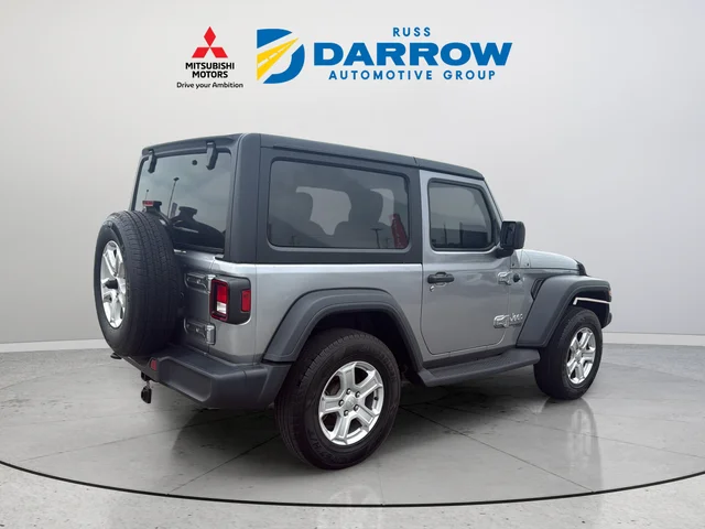Used 2020 Silver Jeep Sport S image 5