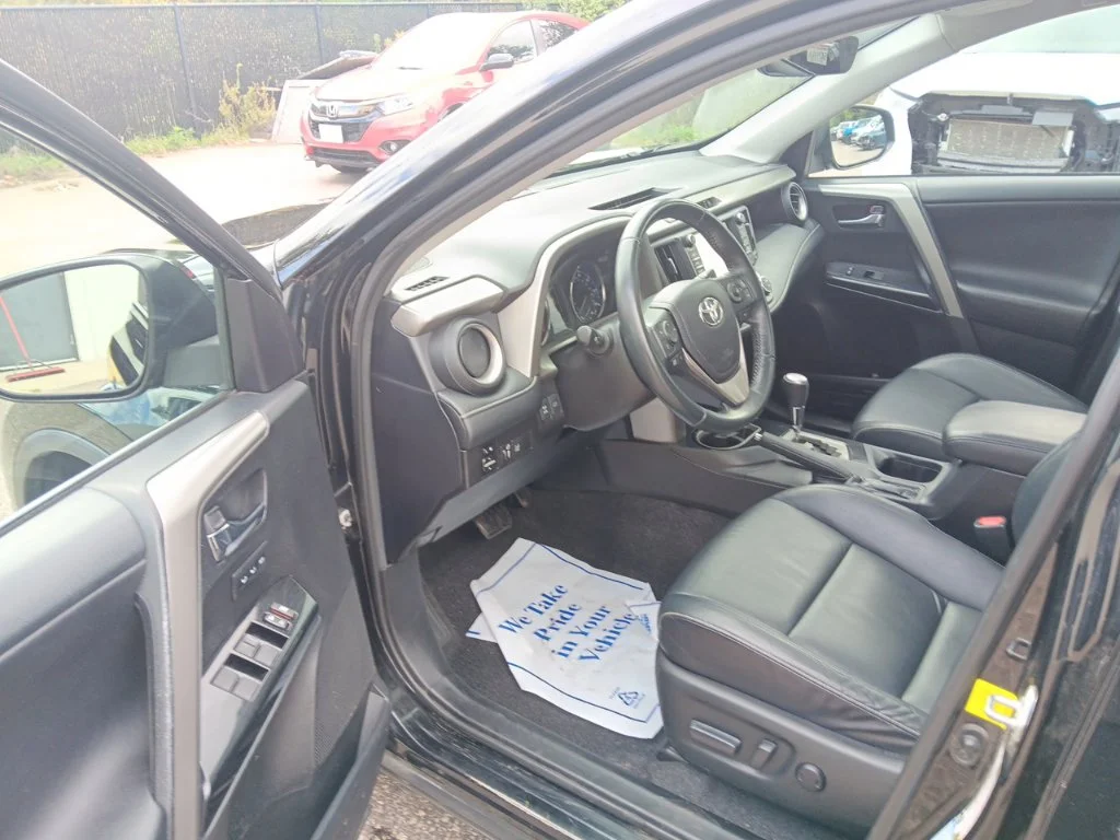 Used 2016 Black Toyota Limited image 12