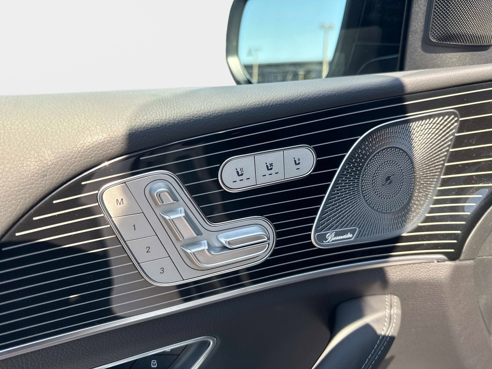 New 2026 Polar White Mercedes-Benz 450 4MATIC® Coupe image 19