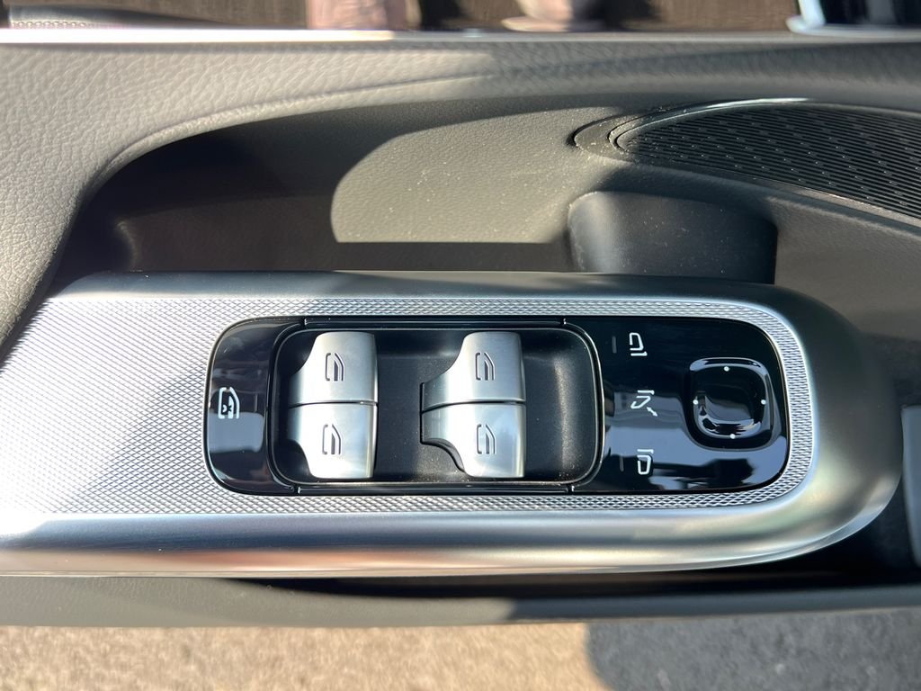 New 2026 Black Mercedes-Benz E 350 image 10
