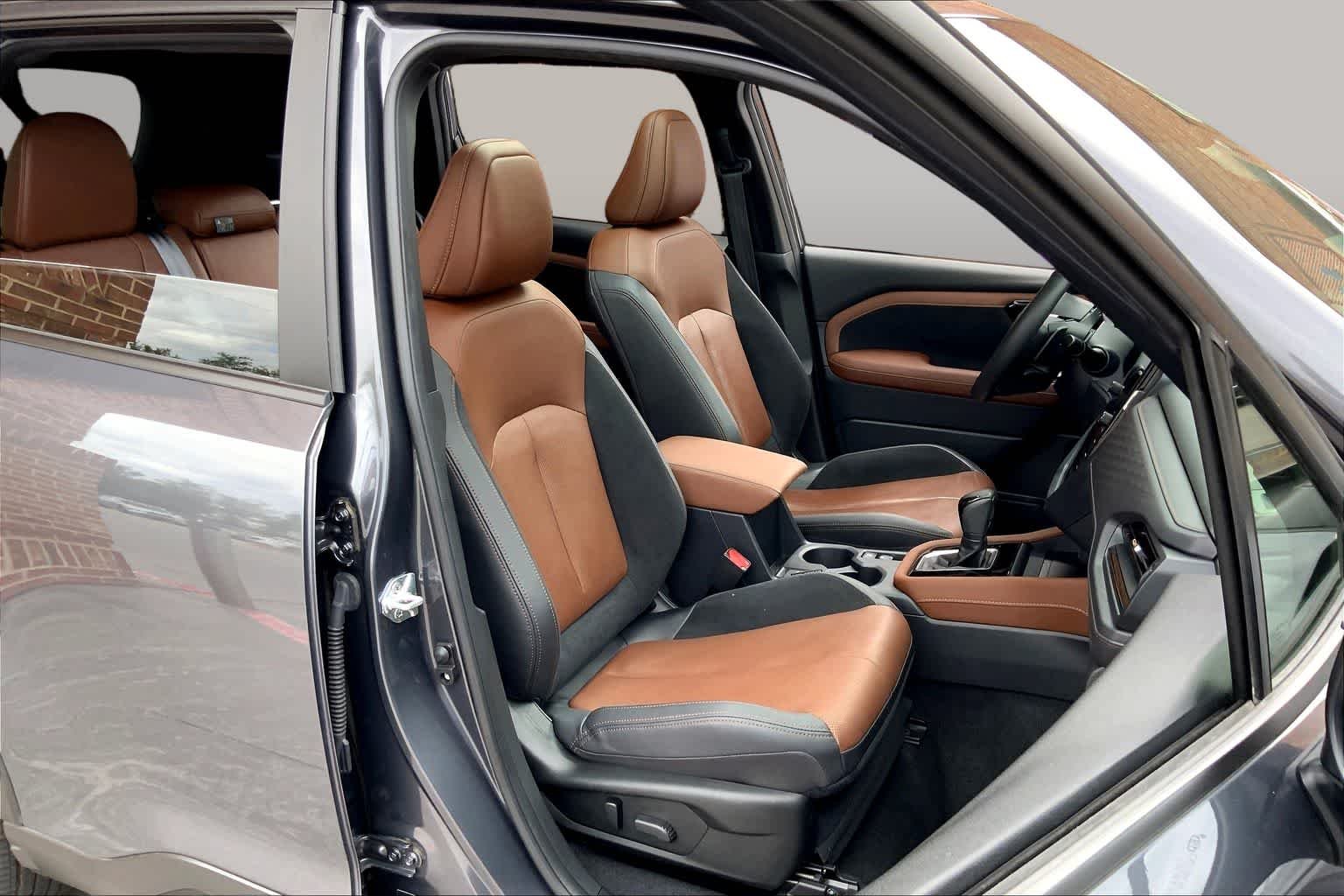 Used 2025 Magnetite Gray Metallic Subaru Touring image 9