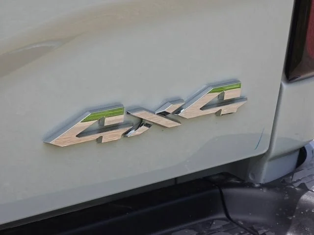 New 2026 Bright White Clearcoat Ram Tradesman image 24