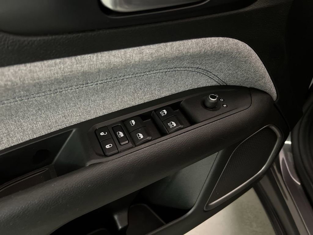 2024 Jeep Compass Latitude - Photo 13