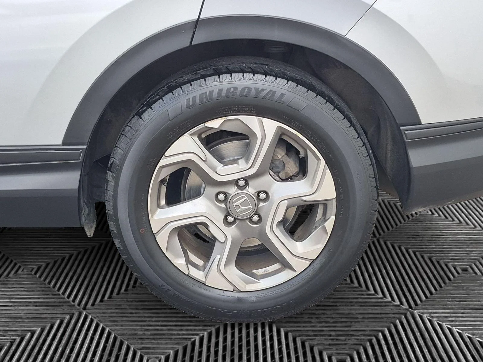 Used 2019 Lunar Silver Metallic Honda EX-L image 34