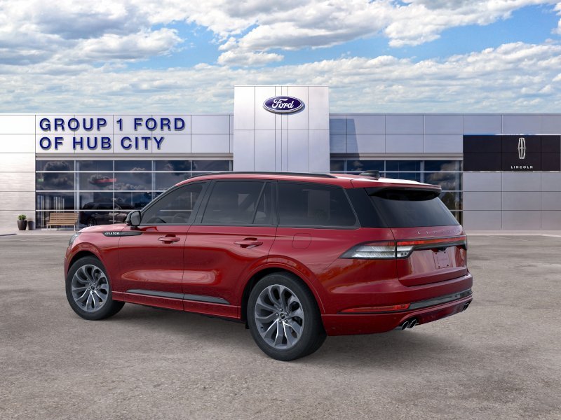New 2026 Red Carpet Metallic Tinted Clearcoat Lincoln Premiere® image 4