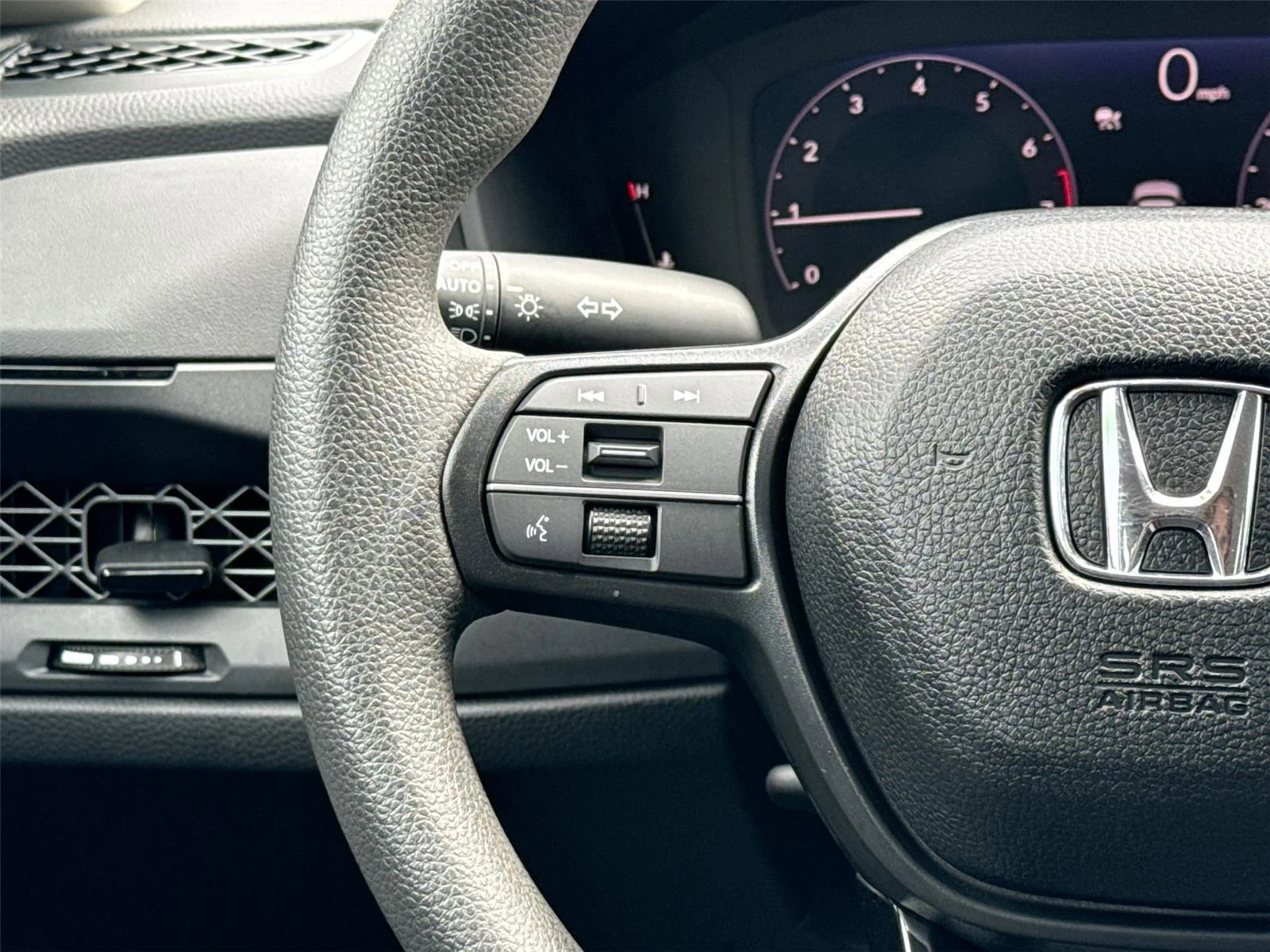 2025 Honda Accord LX - Photo 21