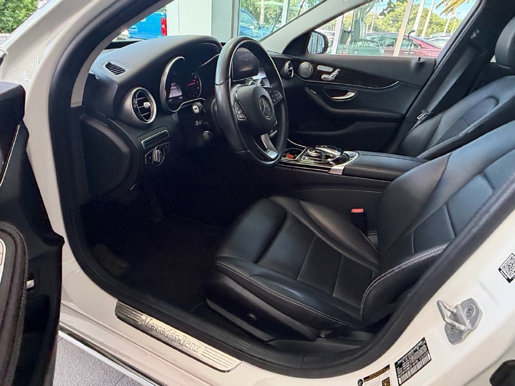 Used 2016 White Mercedes-Benz C 300 image 9