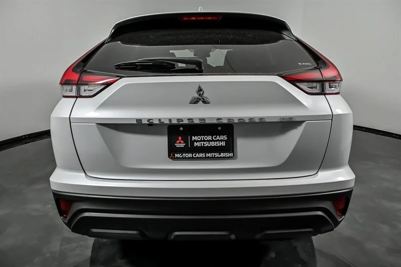 New 2026 White Diamond Mitsubishi ES 1.5T S-AWC image 8