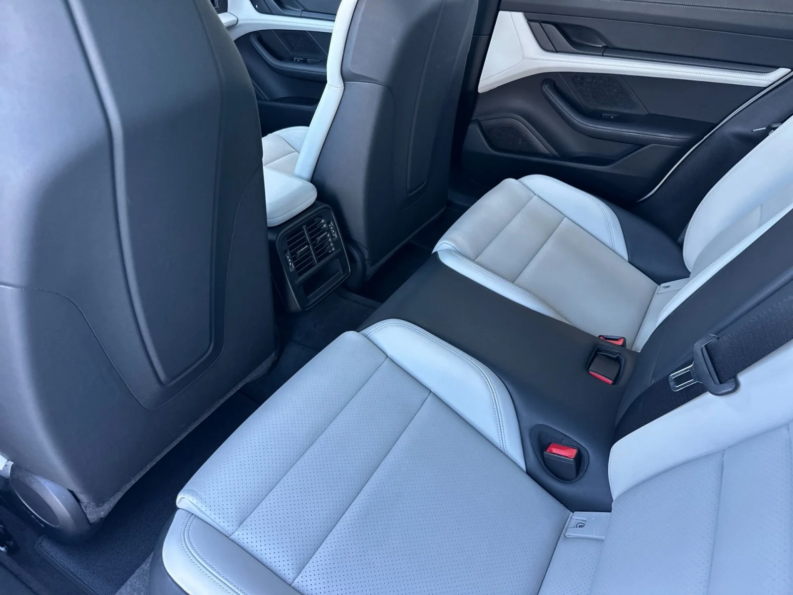 Certified Used 2023 White Porsche  image 13
