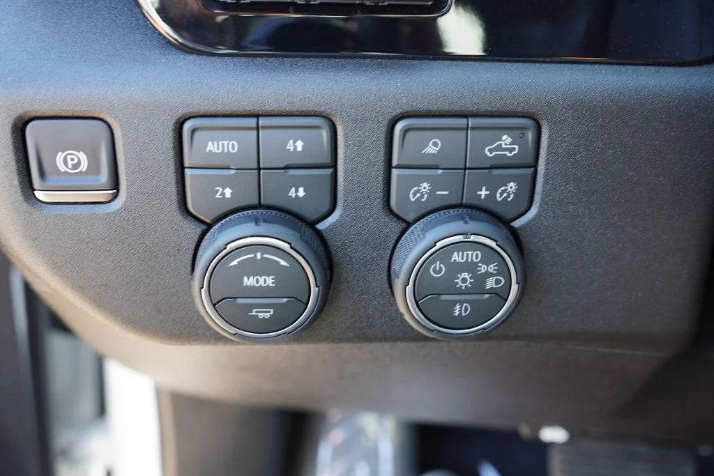 Used 2026 White Chevrolet LTZ image 25