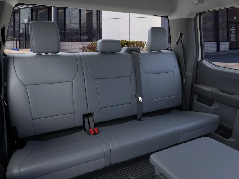 New 2026 Oxford White Ford F-550® XL image 41