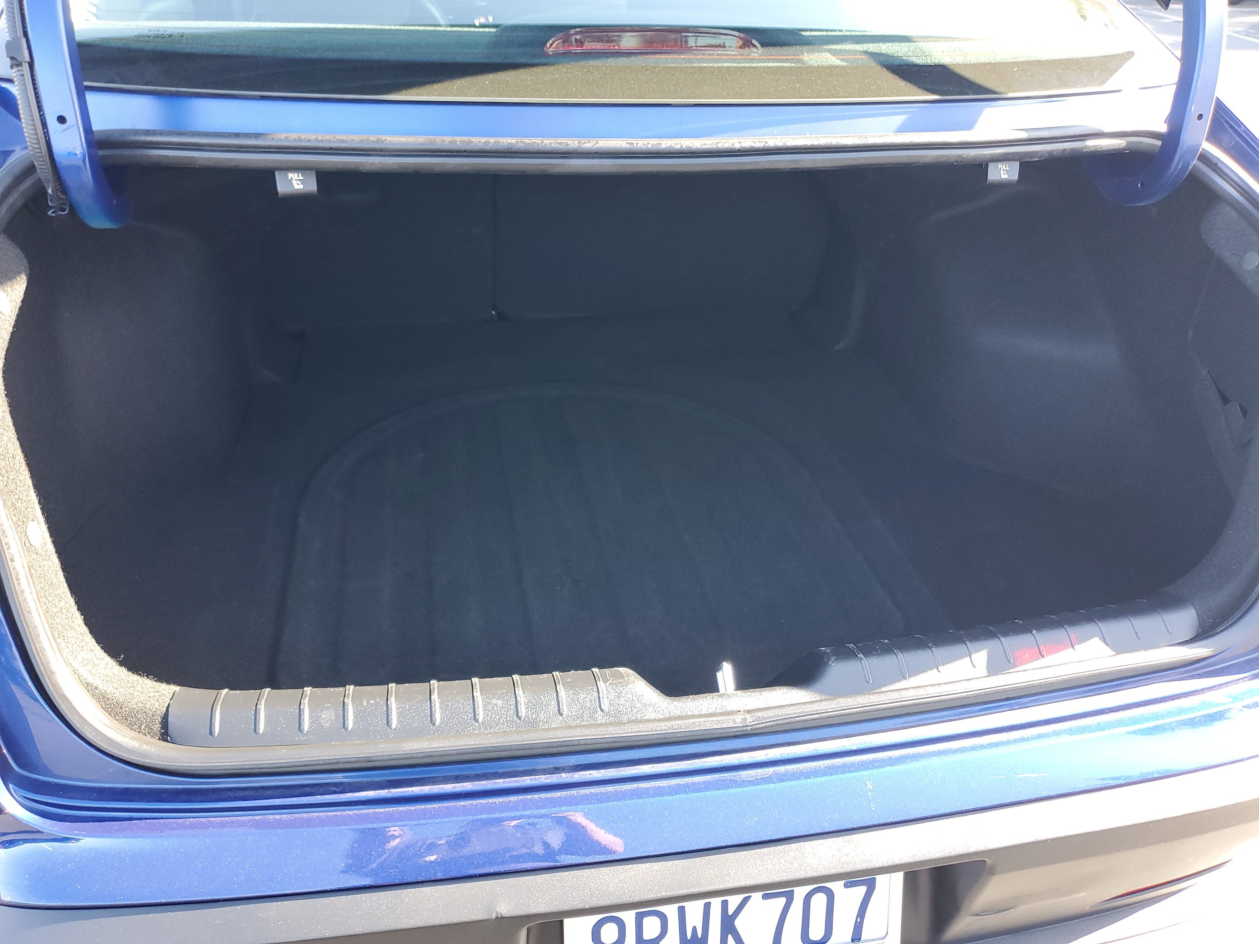 Used 2025 Blue Kia LXS image 25