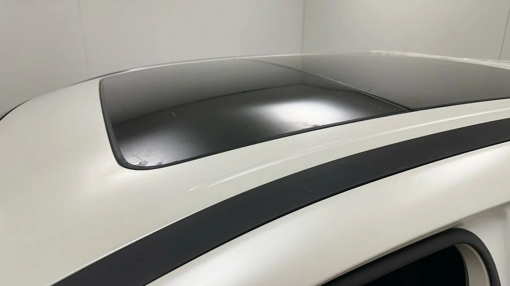 Used 2024 White Nissan SL image 12