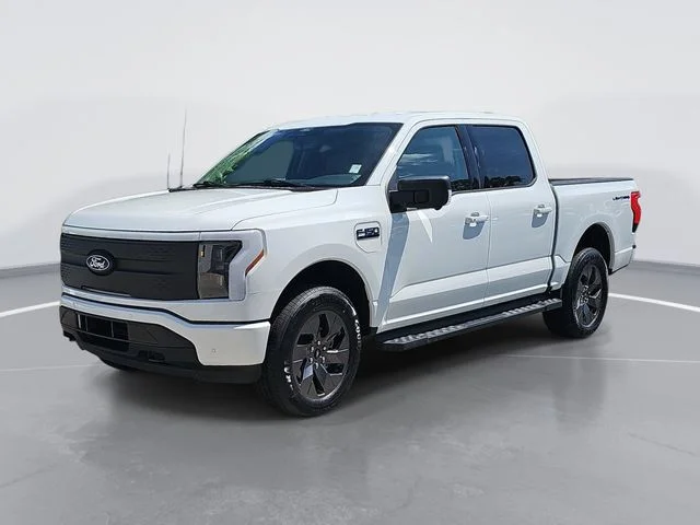 Used 2025 White Ford Flash image 7