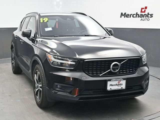 2019 Volvo XC40