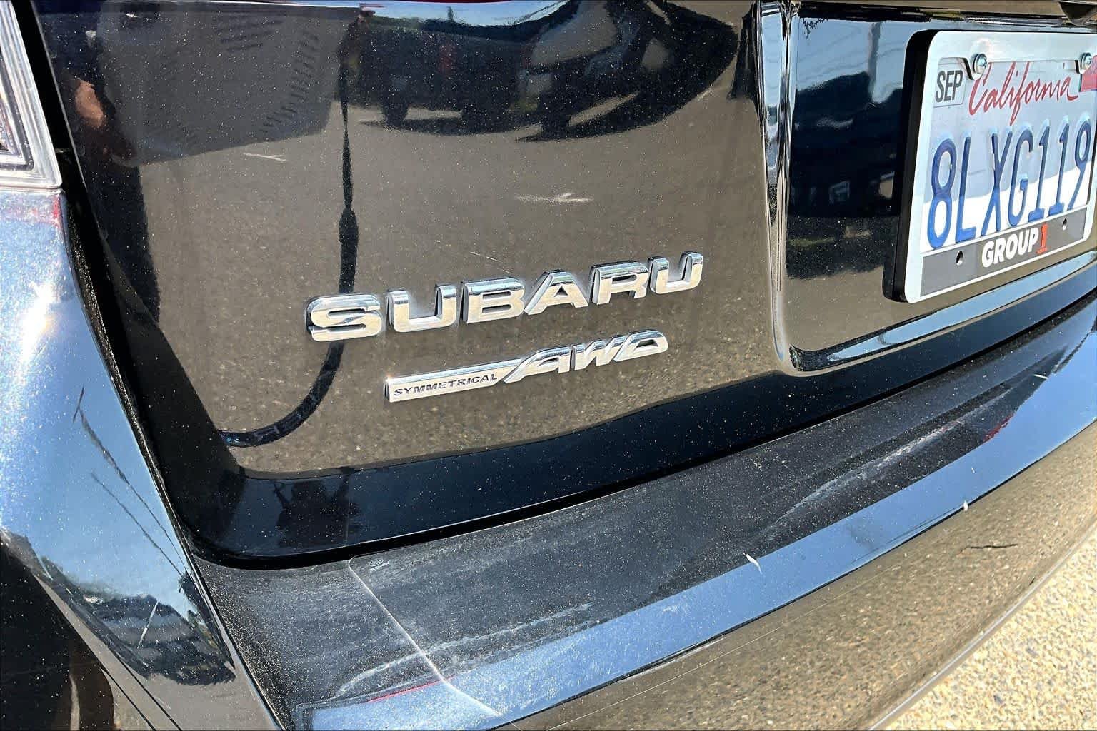 Used 2019 Crystal Black Silica Subaru Premium image 30