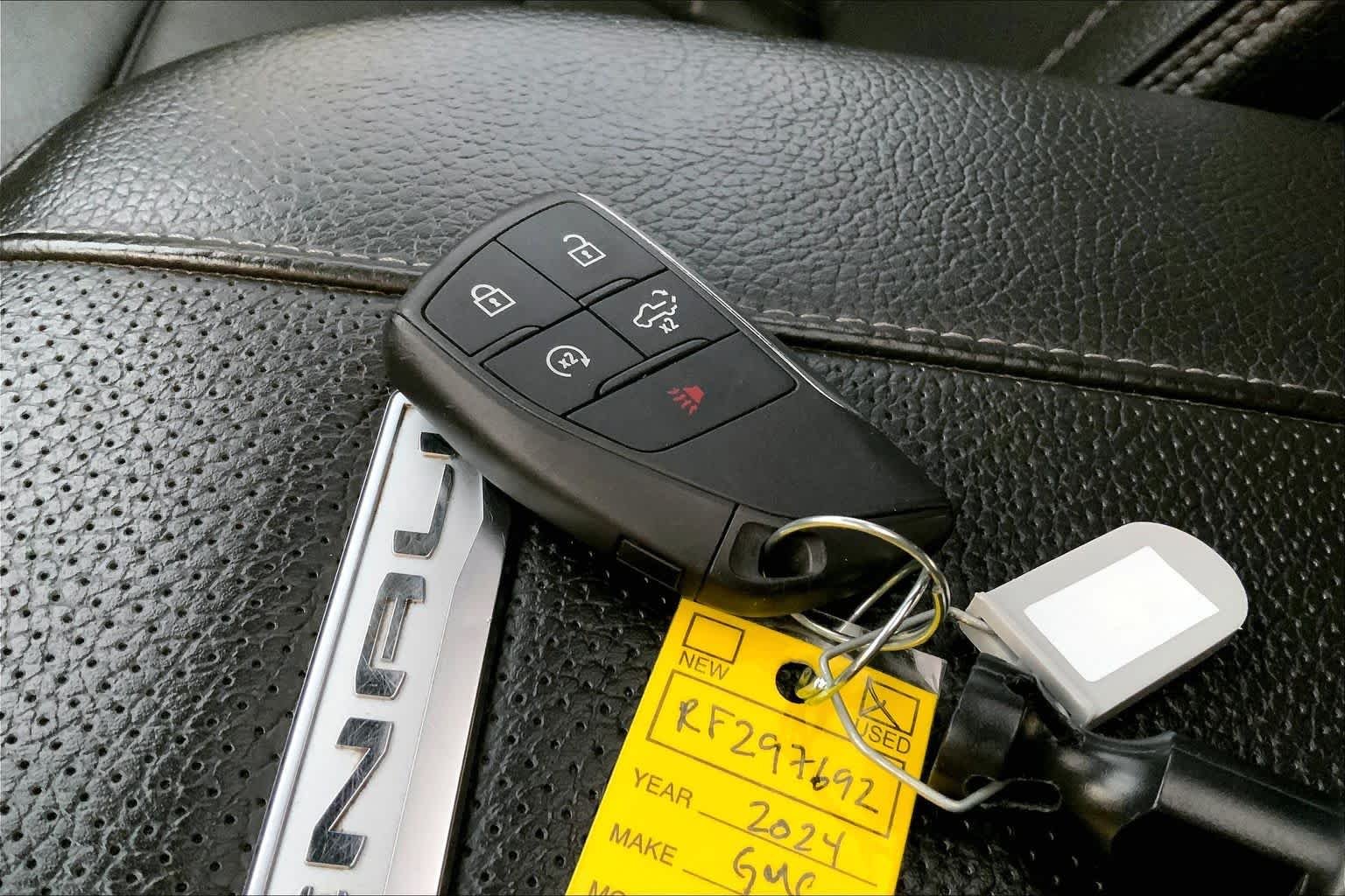 Used 2024 Sterling Metallic GMC Denali image 15
